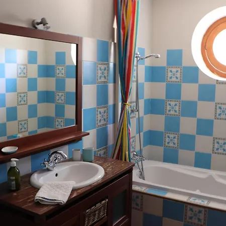 Mas Vigneron 住宿加早餐酒店 格吕桑