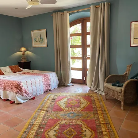 Mas Vigneron 住宿加早餐酒店